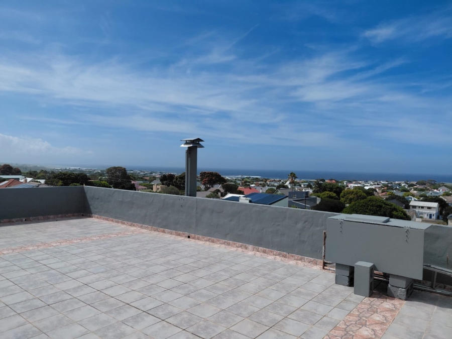 4 Bedroom Property for Sale in Onrus Western Cape